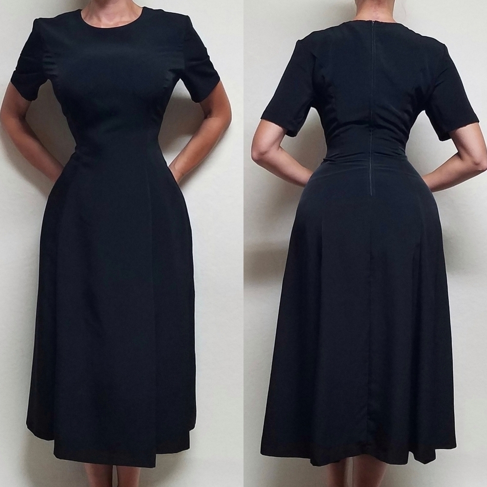 80s Vintage EJM Black Crepe Scoop Neck Short Sleeve Fit & Flare Midi Dress 10